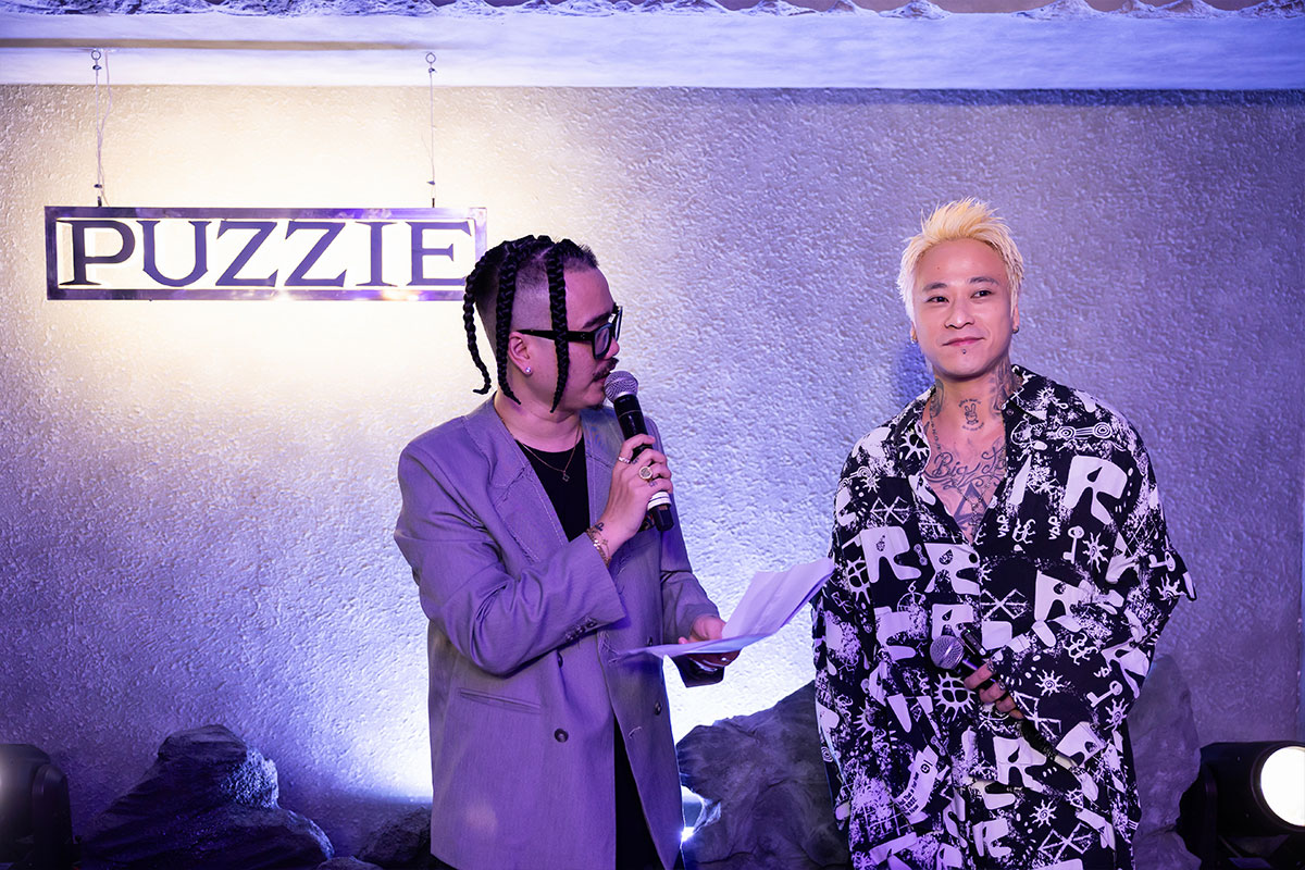 Sự xuất hiện của DJ Minh Trí đã làm nóng bữa tiệc khai trương.