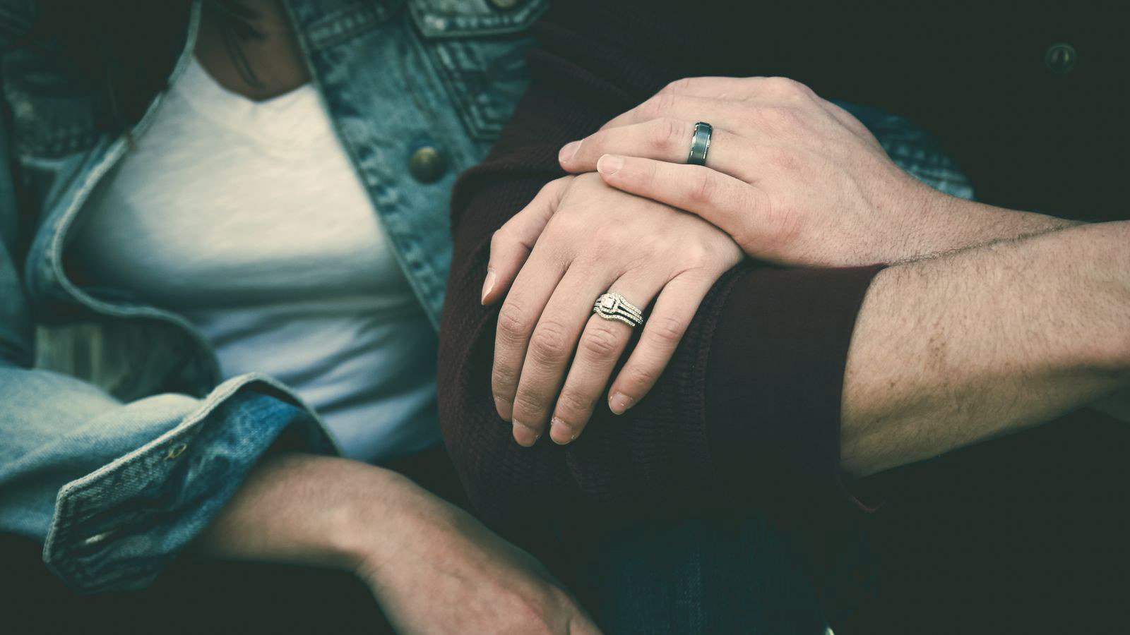 Ghép bộ nhẫn, dây chuyền và vòng tay theo cá tính